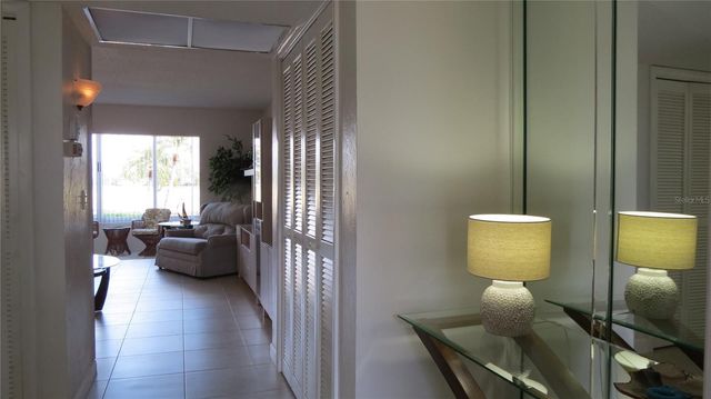 7193 W COUNTRY CLUB DRIVE N 138, Sarasota, FL 34243