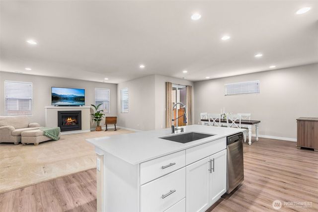 2032 Cantergrove Drive SE, Lacey, WA 98503