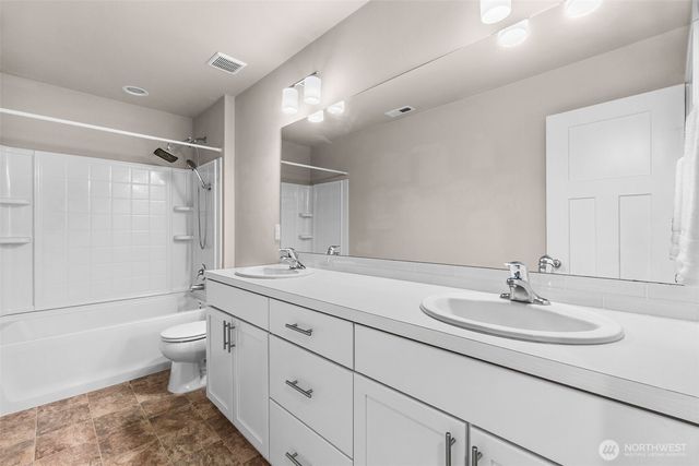 2032 Cantergrove Drive SE, Lacey, WA 98503