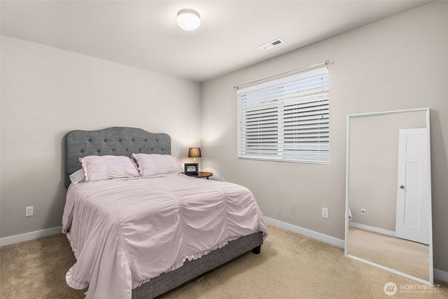 2032 Cantergrove Drive SE, Lacey, WA 98503