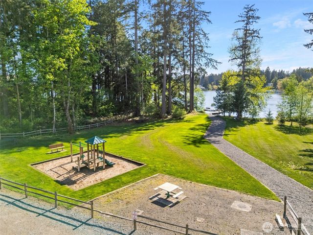 2032 Cantergrove Drive SE, Lacey, WA 98503