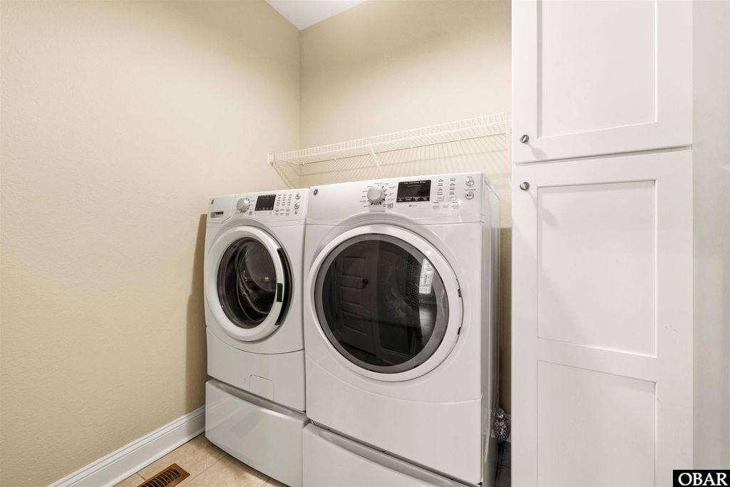 Image 22 of property listing at 113 Dartmoor Ave. Lot 21, Manteo, NC 27954