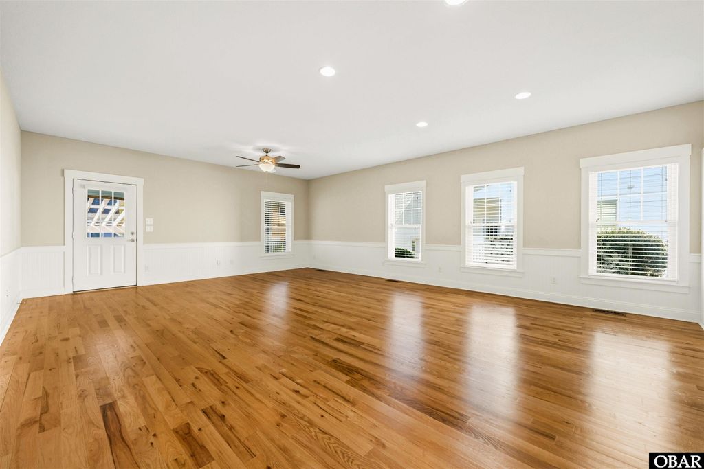 Image 6 of property listing at 113 Dartmoor Ave. Lot 21, Manteo, NC 27954