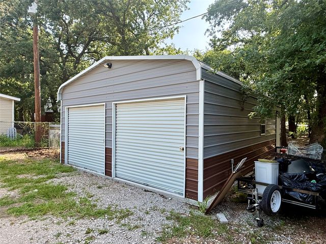 145 Adalida Lane, Springtown, TX 76082