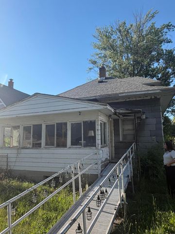 300 Dickinson Street SW, Grand Rapids, MI 49507