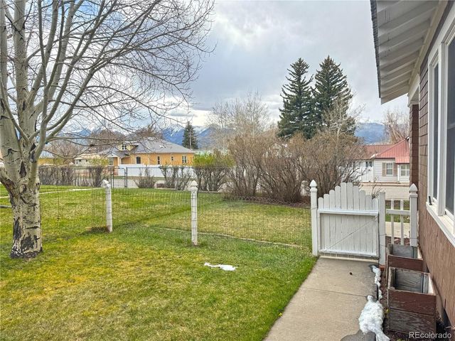 209 S Third Street, Westcliffe, CO 81252