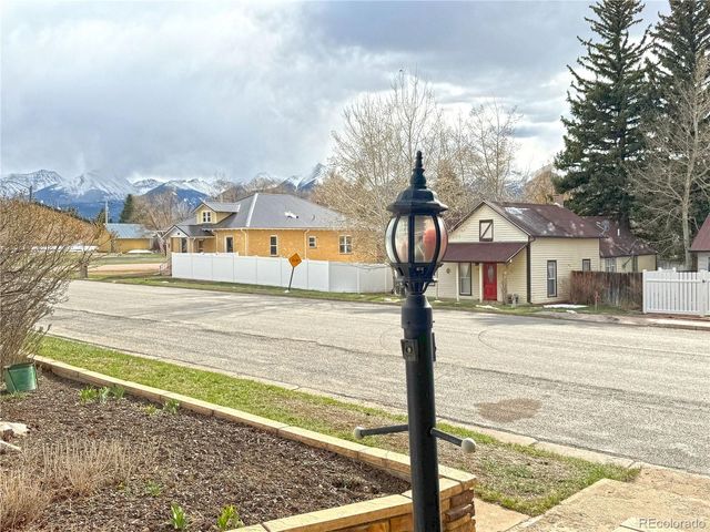 209 S Third Street, Westcliffe, CO 81252