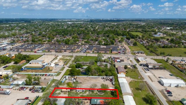 7525 SW Peekskill Lane, Houston, TX 77075