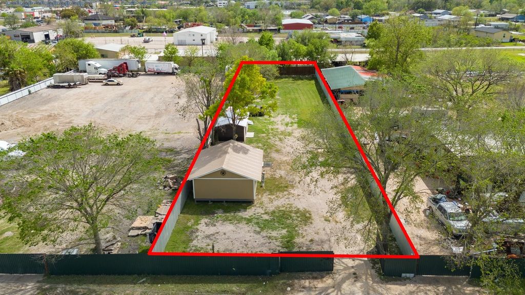 7525 SW Peekskill Lane, Houston, TX 77075