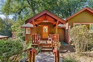 18464 47th Place NE, Lake Forest Park, WA 98155