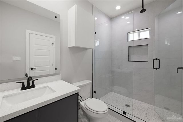 3302 Whetstone Avenue 4, Mcallen, TX 78504