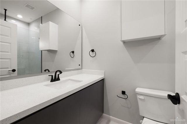 3302 Whetstone Avenue 4, Mcallen, TX 78504