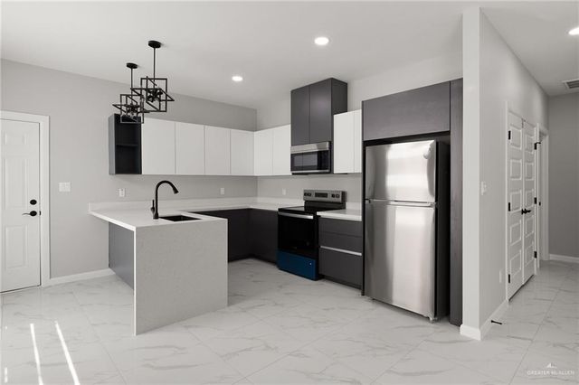 3302 Whetstone Avenue 4, Mcallen, TX 78504