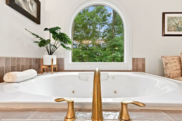 504 Appaloosa Trail, Bahama, NC 27503