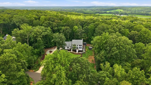 504 Appaloosa Trail, Bahama, NC 27503