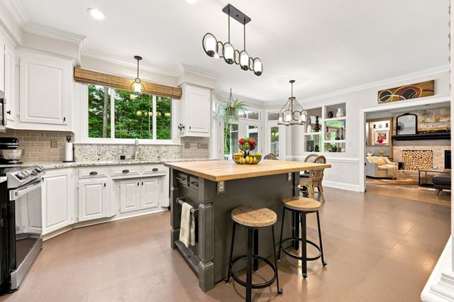 504 Appaloosa Trail, Bahama, NC 27503