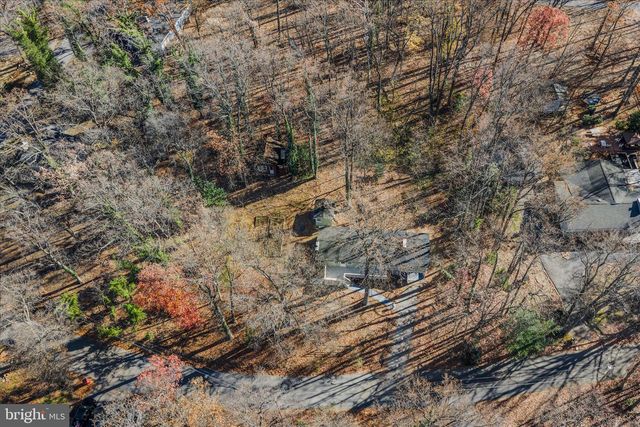 572 JOHNNYCAKE LN, Harpers Ferry, WV 25425