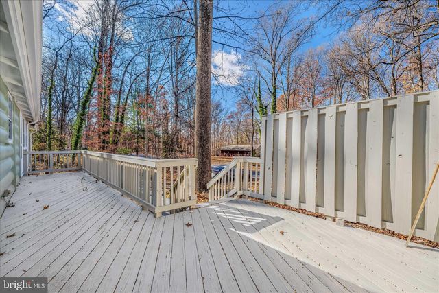 572 JOHNNYCAKE LN, Harpers Ferry, WV 25425