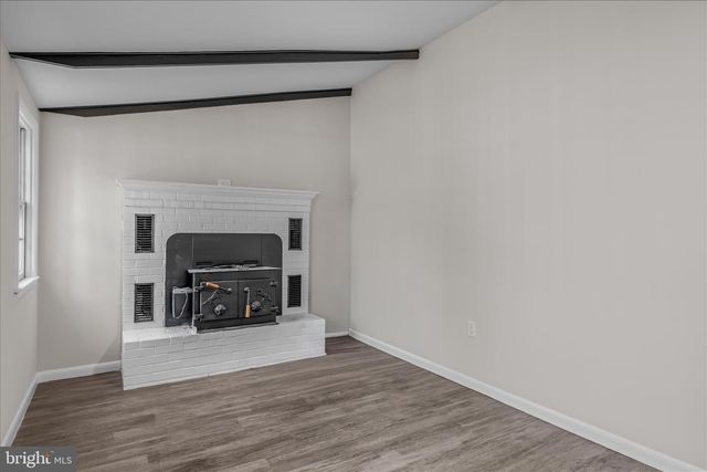 572 JOHNNYCAKE LN, Harpers Ferry, WV 25425