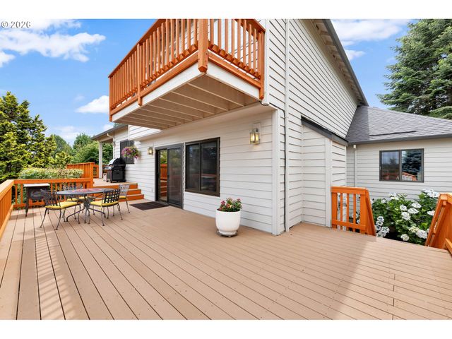 15435 Ne SISKIYOU St, Portland, OR 97230