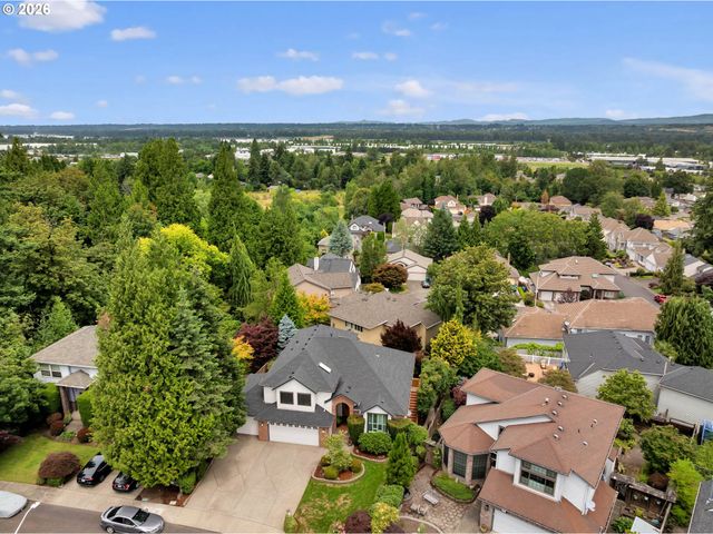 15435 Ne SISKIYOU St, Portland, OR 97230