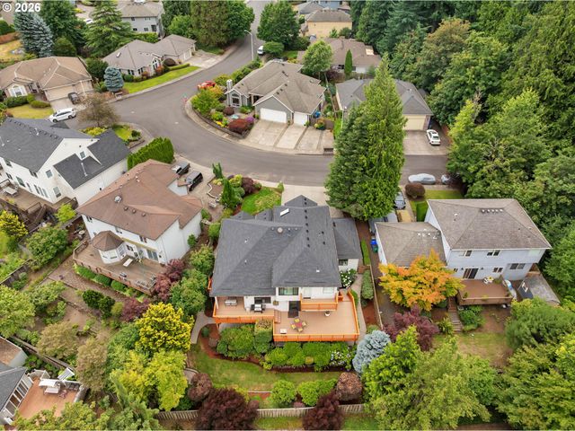 15435 Ne SISKIYOU St, Portland, OR 97230