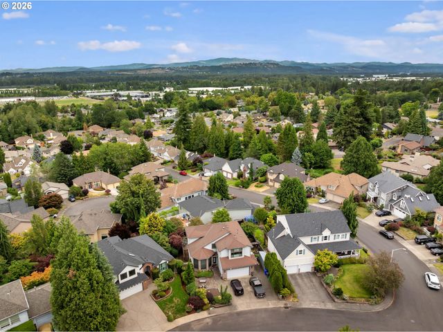 15435 Ne SISKIYOU St, Portland, OR 97230
