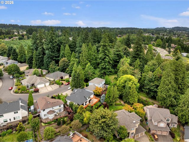 15435 Ne SISKIYOU St, Portland, OR 97230
