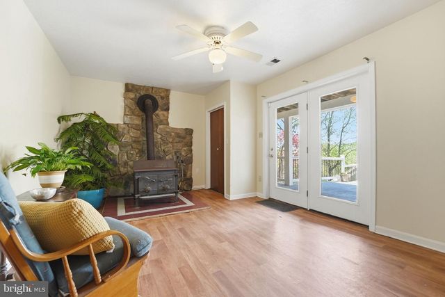 648 CREEK RD, Front Royal, VA 22630