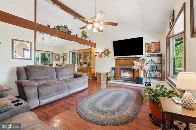 648 CREEK RD, Front Royal, VA 22630