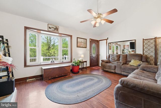 648 CREEK RD, Front Royal, VA 22630