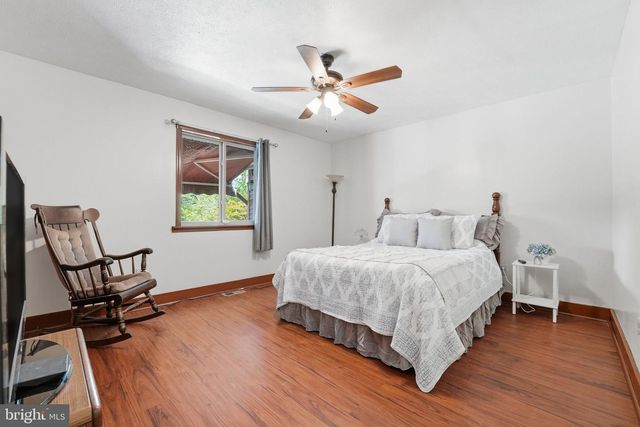 648 CREEK RD, Front Royal, VA 22630