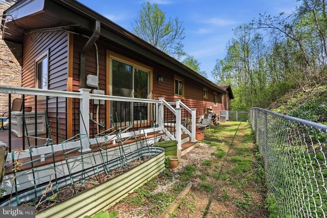 648 CREEK RD, Front Royal, VA 22630