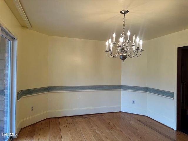 279 Alfalfa Field, Cedar Bluff, VA 24609