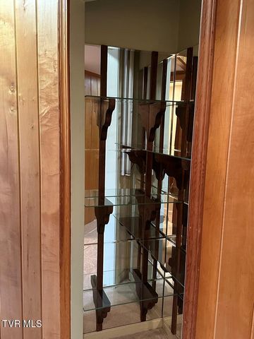 279 Alfalfa Field, Cedar Bluff, VA 24609