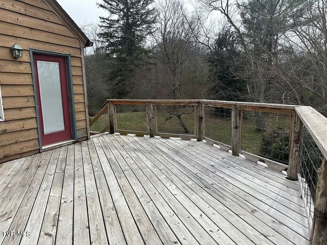 279 Alfalfa Field, Cedar Bluff, VA 24609