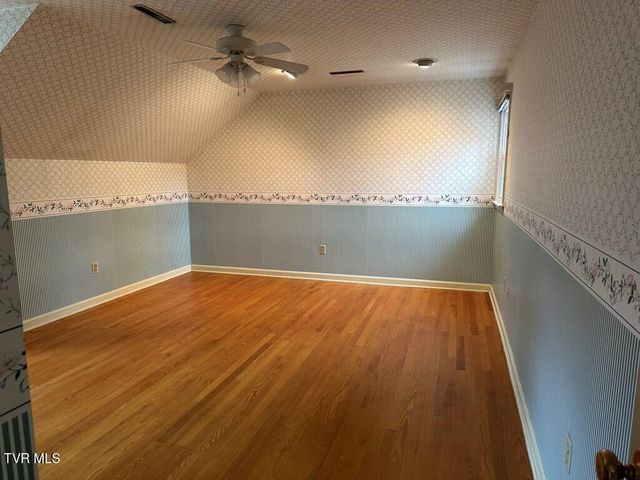 279 Alfalfa Field, Cedar Bluff, VA 24609