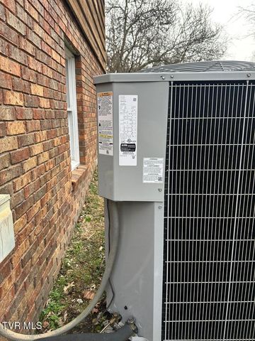 279 Alfalfa Field, Cedar Bluff, VA 24609