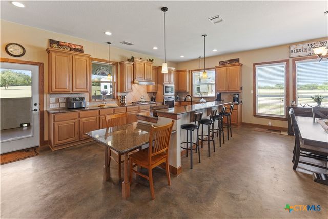 1224 Hidden Springs Drive, Salado, TX 76571