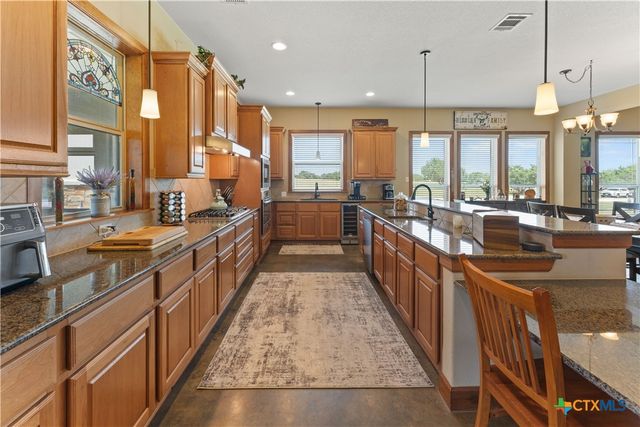 1224 Hidden Springs Drive, Salado, TX 76571