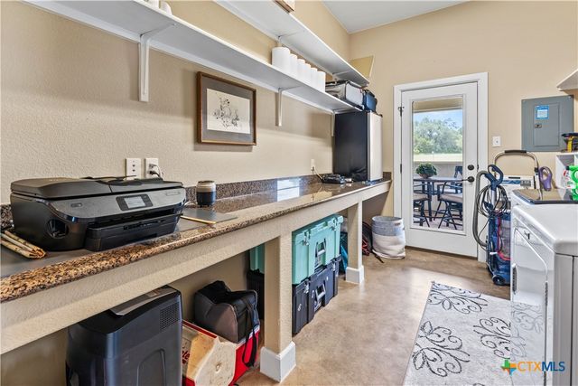 1224 Hidden Springs Drive, Salado, TX 76571