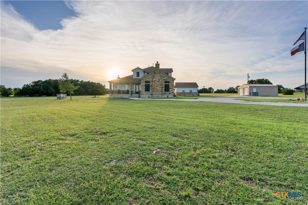 1224 Hidden Springs Drive, Salado, TX 76571