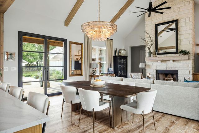 2009 Axis CIR, Fredericksburg, TX 78624