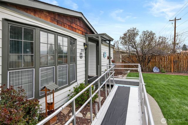 370 S Kentucky, East Wenatchee, WA 98802