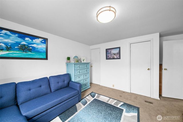 370 S Kentucky, East Wenatchee, WA 98802