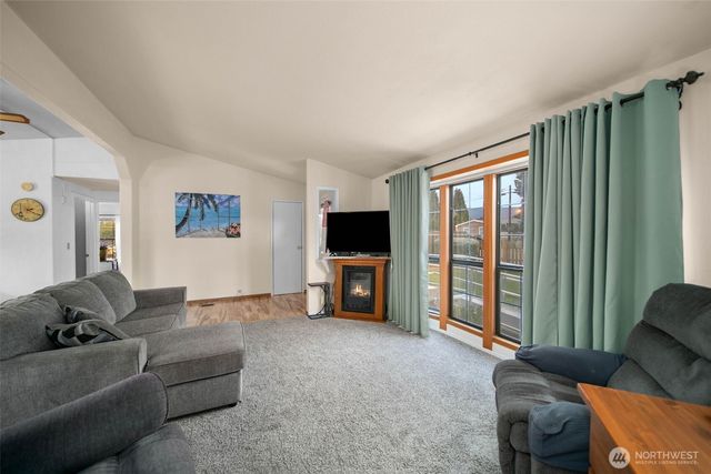 370 S Kentucky, East Wenatchee, WA 98802