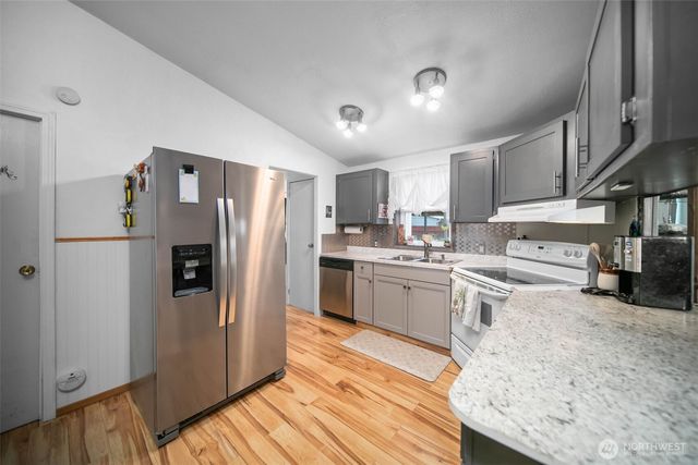 370 S Kentucky, East Wenatchee, WA 98802