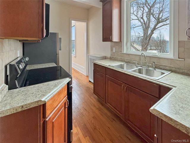 3604 Lexington Avenue 3, Mohegan Lake, NY 10547
