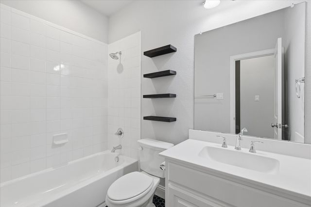 12109 Prudence Drive, Fort Worth, TX 76052