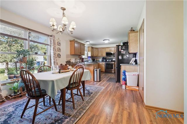 1976 Allendale Drive, Toledo, OH 43611